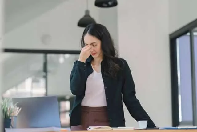 photo-of-woman-experiencing-fatigue-for-MTHFR-gene-mutation-article-by-hamilton-telehealth