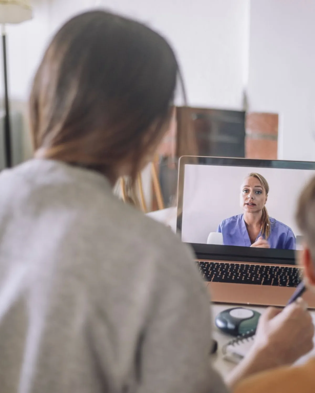 Patient using Hamilton Telehealth for COVID and Long COVID guidance
